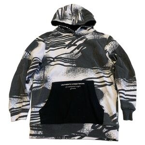💜 URBAN-ID YOUTH Graffiti Print Hoodie Size S/P (7/8)